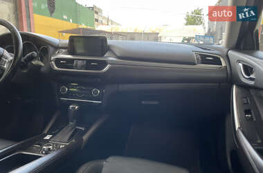 Седан Mazda 6 2015 в 