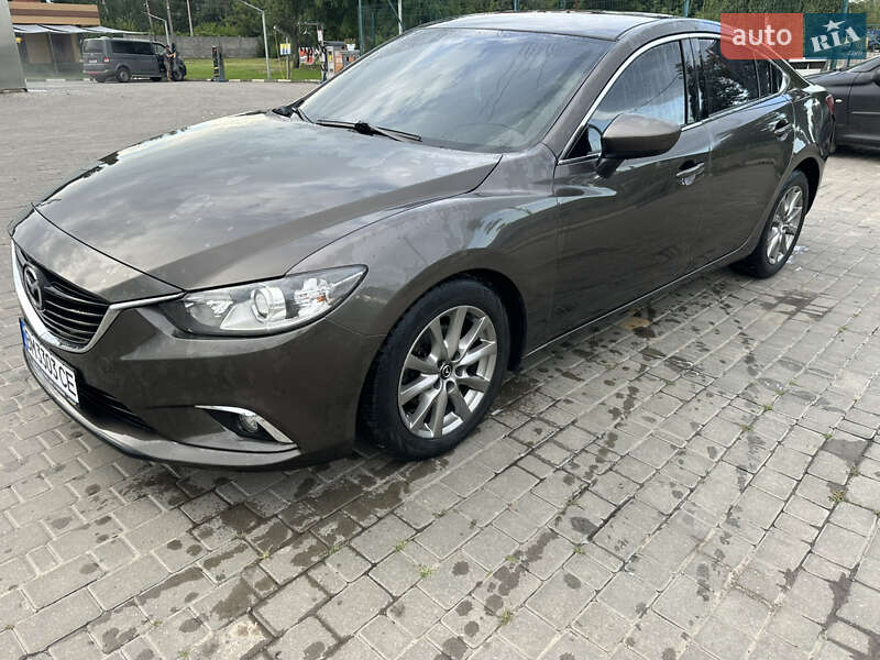 Седан Mazda 6 2015 в 