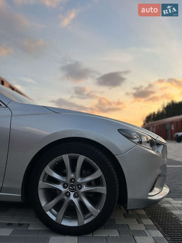 Седан Mazda 6 2016 в Львове