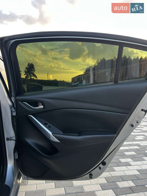 Седан Mazda 6 2016 в Львове
