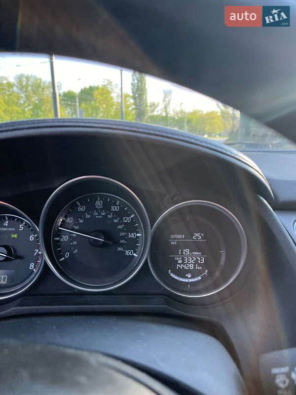 Седан Mazda 6 2016 в Бартатовом