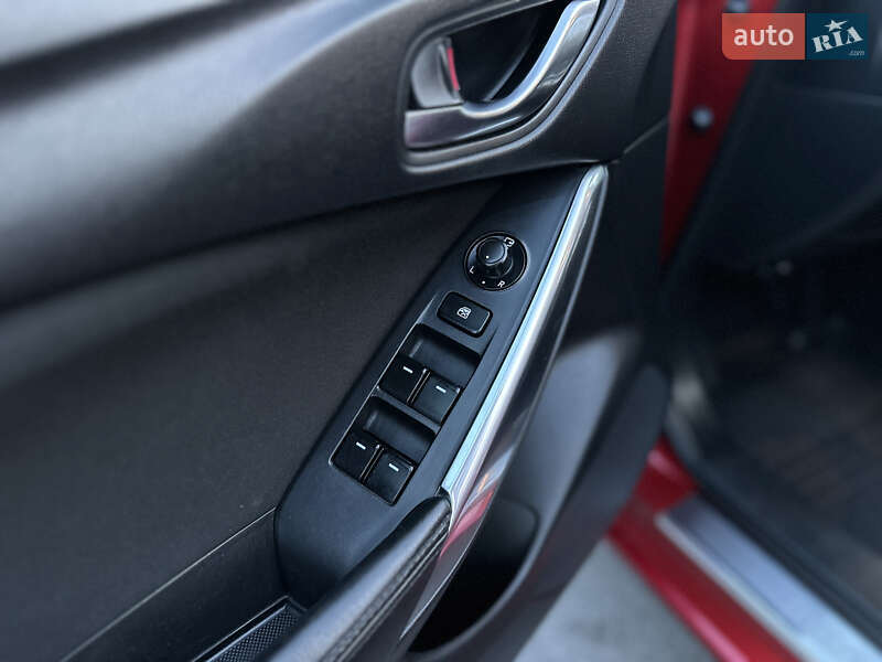 Универсал Mazda 6 2014 в Львове