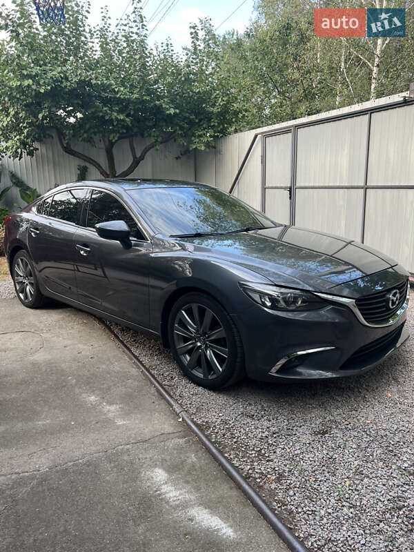 Седан Mazda 6 2015 в Нікополі