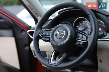 Седан Mazda 6 2018 в 