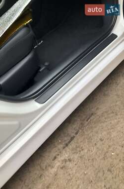 Седан Mazda 6 2012 в 
