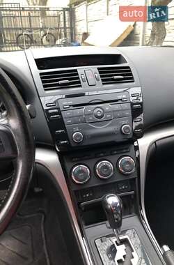 Седан Mazda 6 2012 в 