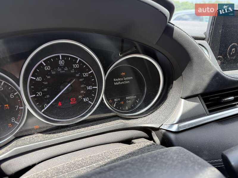 Седан Mazda 6 2018 в Львове
