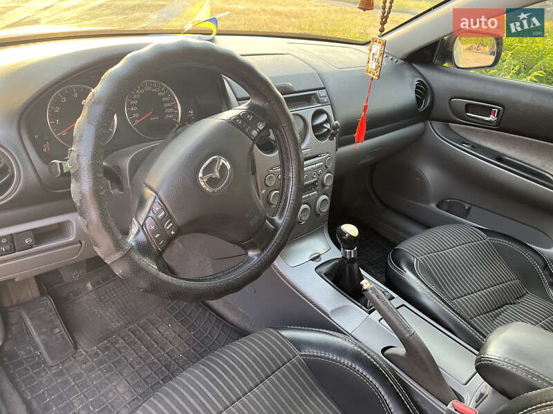 Седан Mazda 6 2004 в Запоріжжі