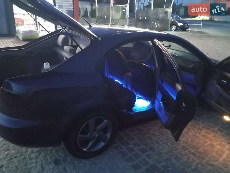 Лифтбек Mazda 6 2003 в Кельменцах