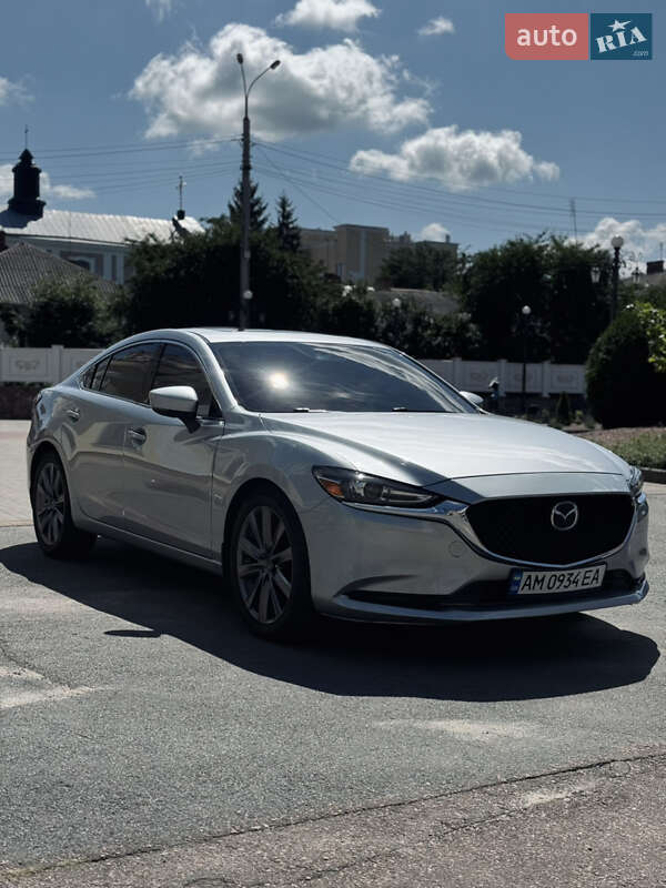 Седан Mazda 6 2018 в 