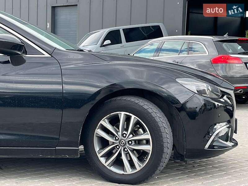 Седан Mazda 6 2015 в Львове