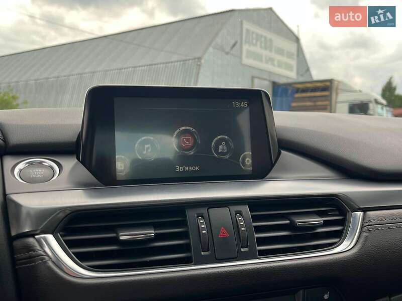 Седан Mazda 6 2015 в Львове
