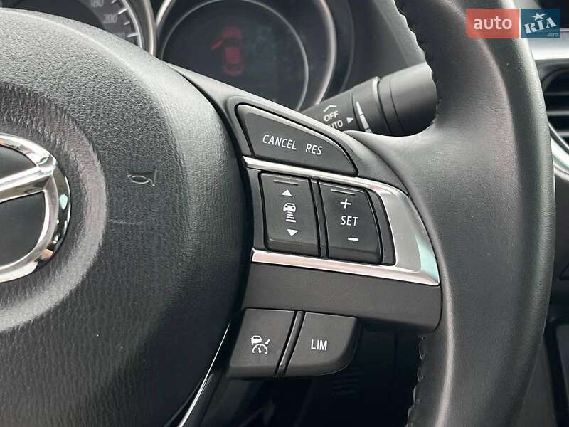 Седан Mazda 6 2015 в Львове