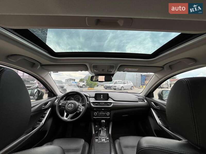 Седан Mazda 6 2015 в Львове