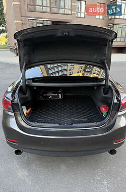 Седан Mazda 6 2015 в 
