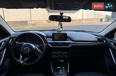 Седан Mazda 6 2015 в 