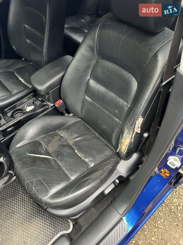 Лифтбек Mazda 6 2004 в Косове фото 10 Лифтбек Mazda 6 2004 в Косове
