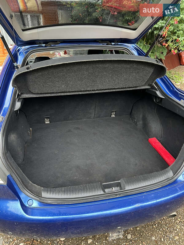 Лифтбек Mazda 6 2004 в Косове фото 22 Лифтбек Mazda 6 2004 в Косове