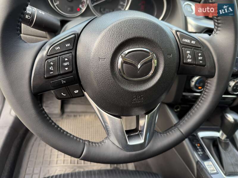 Седан Mazda 6 2016 в Киеве