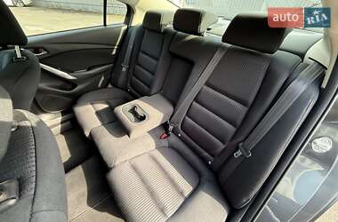 Седан Mazda 6 2016 в 