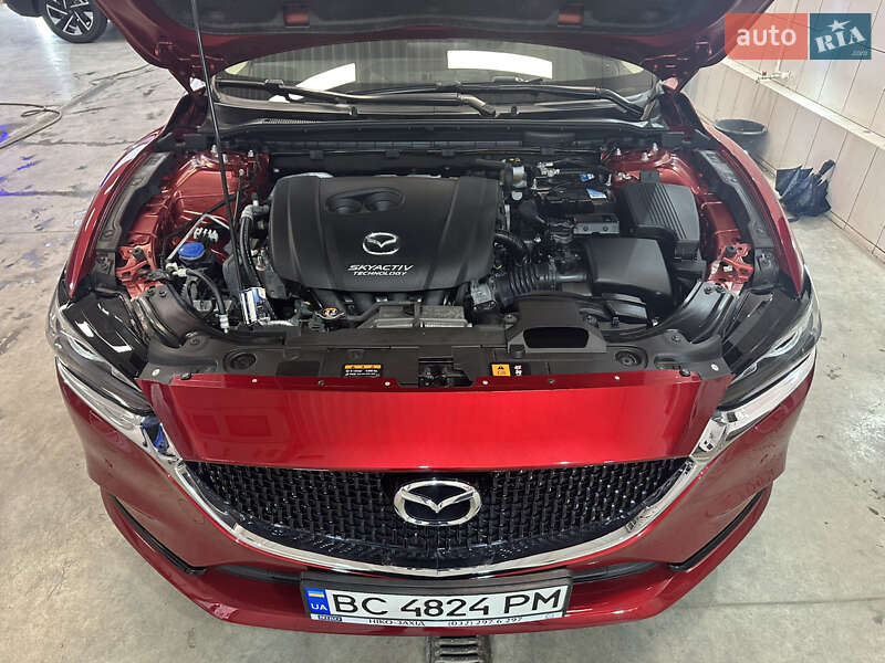 Седан Mazda 6 2018 в Львове