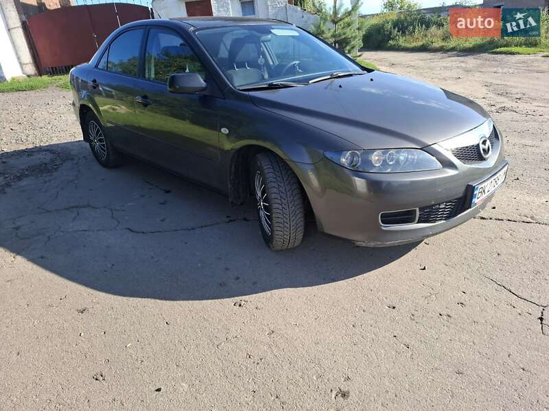 Седан Mazda 6 2006 в Ровно
