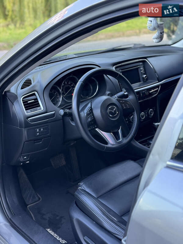 Седан Mazda 6 2013 в Хмельницком