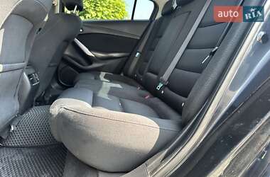 Седан Mazda 6 2014 в 