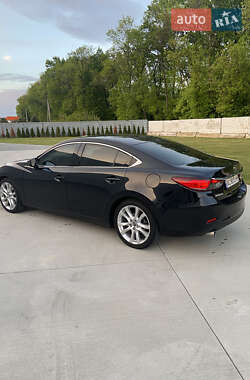 Седан Mazda 6 2013 в 