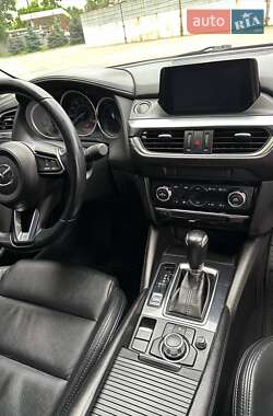 Седан Mazda 6 2017 в 