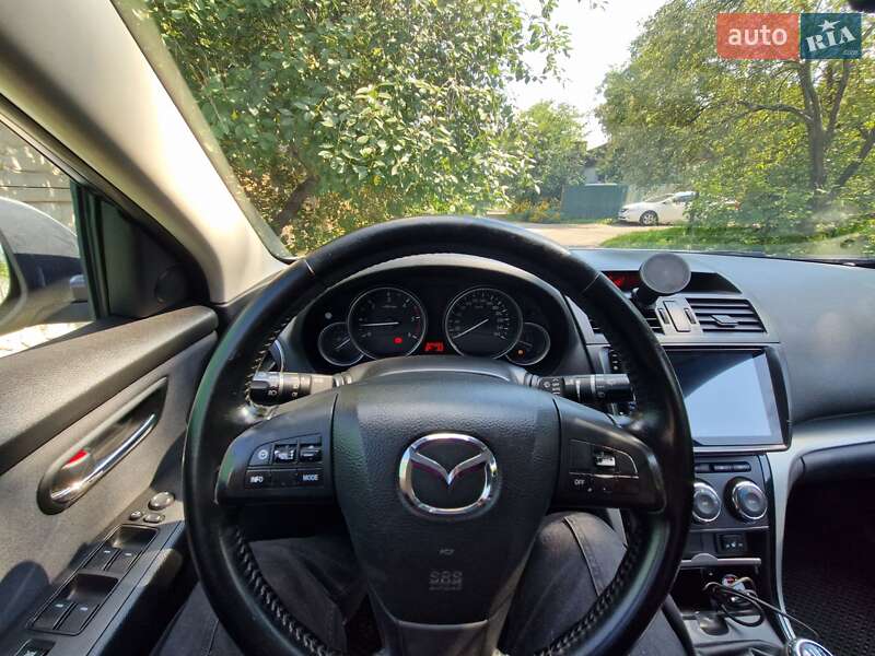 Универсал Mazda 6 2010 в Чернигове