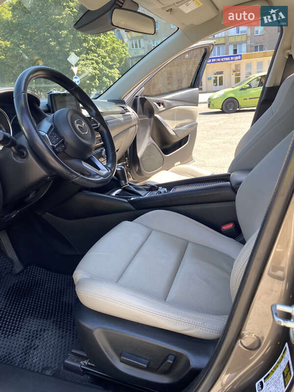 Седан Mazda 6 2017 в Фастове