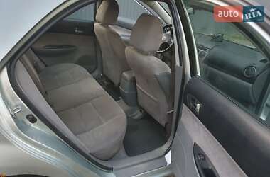 Седан Mazda 6 2003 в Черновцах