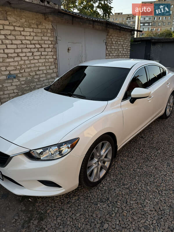Седан Mazda 6 2015 в Кривом Роге