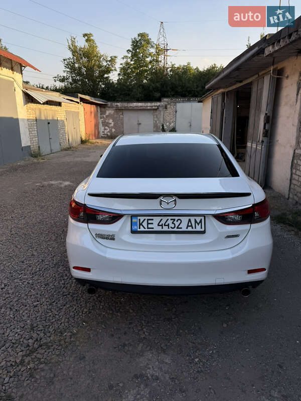 Седан Mazda 6 2015 в Кривом Роге