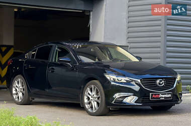 Седан Mazda 6 2015 в 
