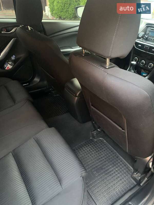 Седан Mazda 6 2013 в Днепре