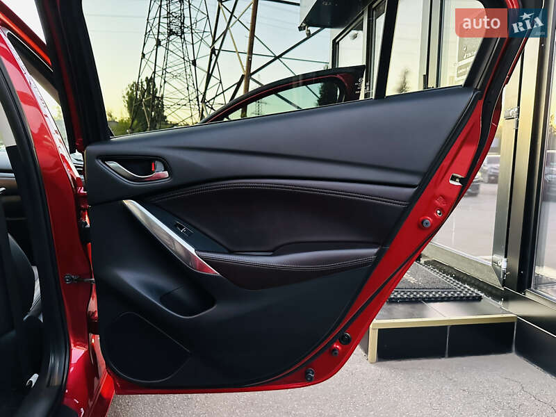 Седан Mazda 6 2017 в Харькове