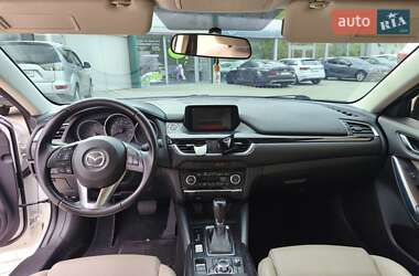 Седан Mazda 6 2015 в 