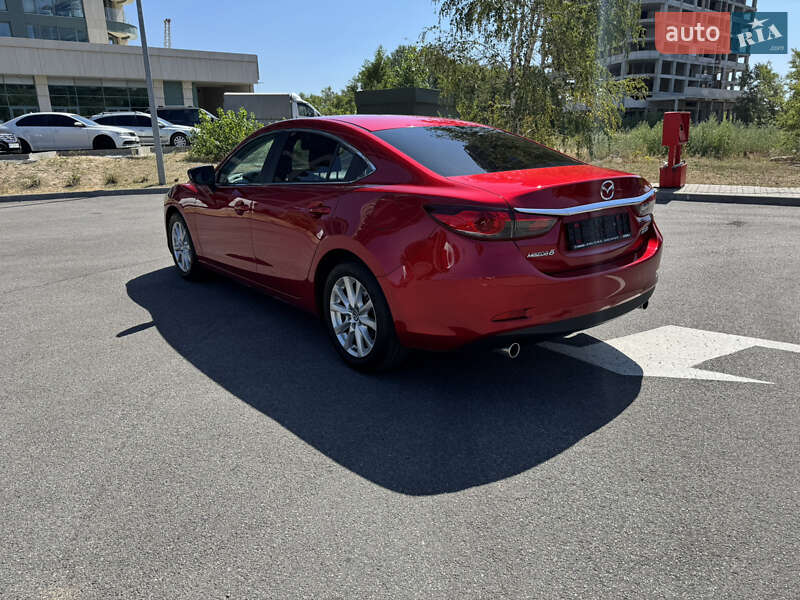 Седан Mazda 6 2015 в Днепре