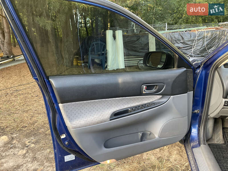 Седан Mazda 6 2005 в Киеве