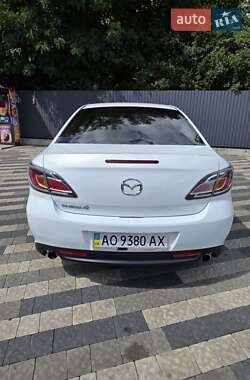 Седан Mazda 6 2011 в 
