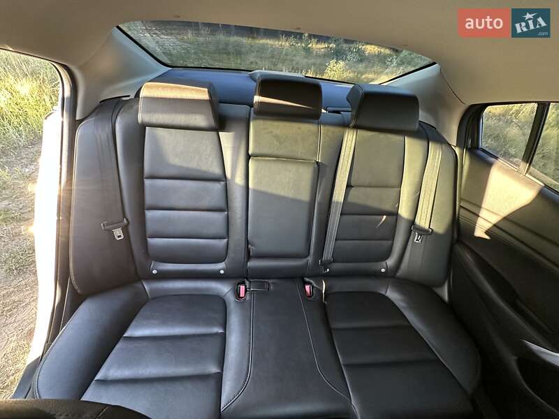 Седан Mazda 6 2014 в Кременчуге