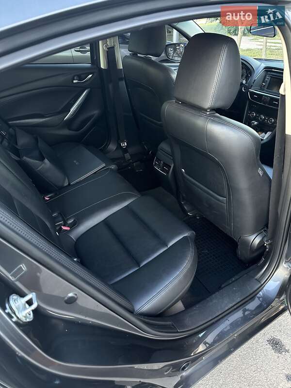 Седан Mazda 6 2014 в Кременчуге