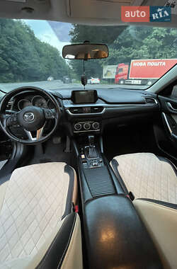 Седан Mazda 6 2015 в 
