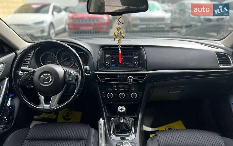 Седан Mazda 6 2012 в Ивано-Франковске