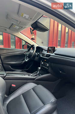 Седан Mazda 6 2016 в 