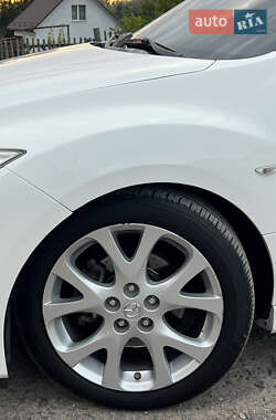 Седан Mazda 6 2010 в 