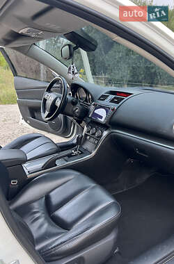 Седан Mazda 6 2010 в 