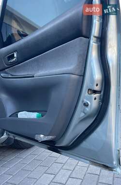 Седан Mazda 6 2004 в 